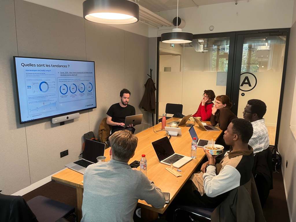 Réunion de travail chez Quickscale AI